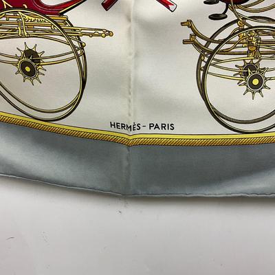 548 HERMÈS Paris Carrè 90 Silk Scarf '1965 Francois De La Perriere'