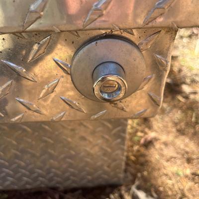 Adrian Steel Diamond Plate Aluminum Truck Toolbox (Y-MG)