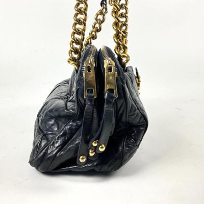 561 MARC JACOBS Black Leather Gold Tone Shoulder Bag