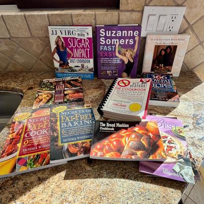 Lot 104 lot of healthy and low-fat cookbooks