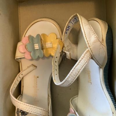 Lot of children’s shoes, miscellaneous sizes