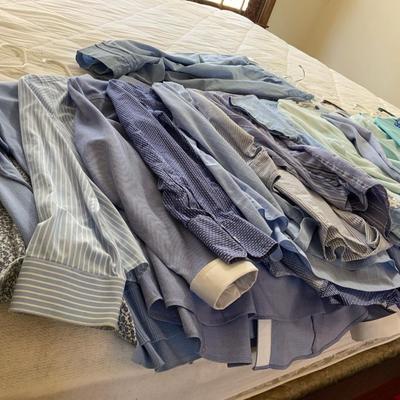 Lot of Ladies Name Brand Clothing Size Small/Medium/Medium Petite Blues