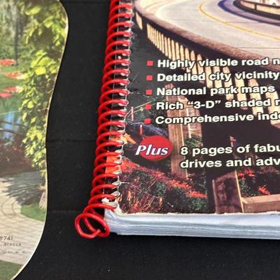 Lot of Vintage Maps & Trip Souvenirs