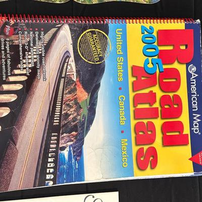 Lot of Vintage Maps & Trip Souvenirs