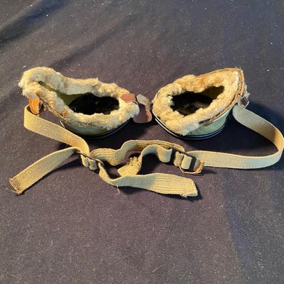 ‘WWII Pilot Goggles’ (D-BM)