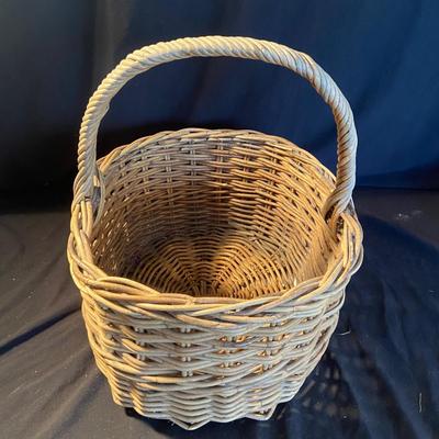 Baskets and More (D-BM)