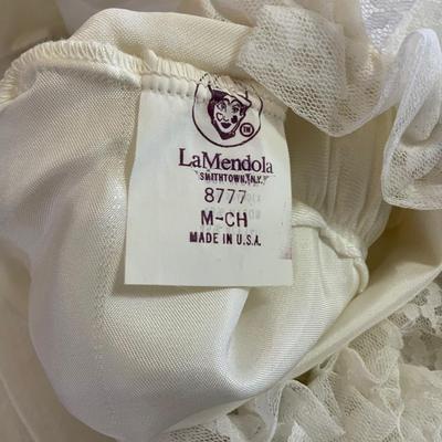 Lot of Junior Brides Dress and Veil Size Medium