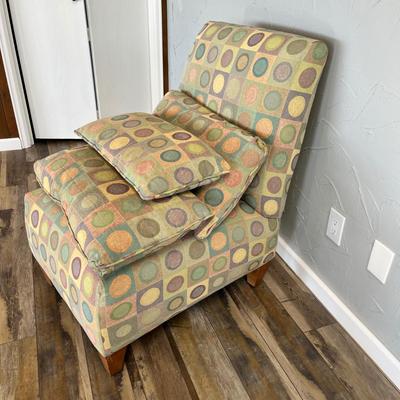 Lot 118 MCM Retro chair w/ pillows