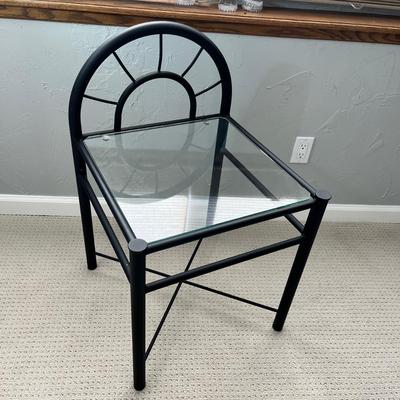 Lot 124 nightstand (matches the queen size bed frame)