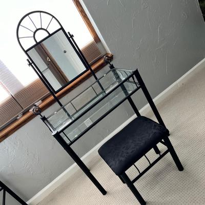 Lot 125 Vanity and stool (matches the queen size bed frame)