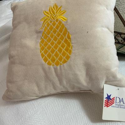 Lot of Tropical Home Decor including Glass Sea Shells