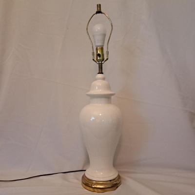 Lot of Temple Jar-Style Ceramic Table Lamps (BD-SD)