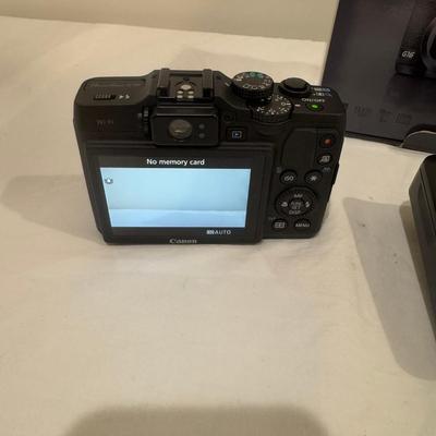 1095 Canon Powershot G16 Camera
