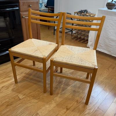 1097 Pair of Chairs