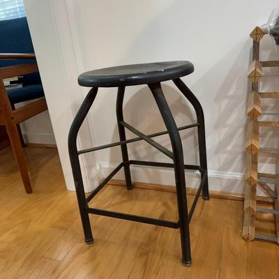 1099 Metal Industrial Stool