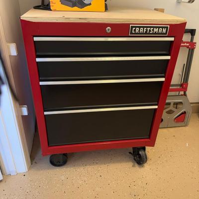 1101 Craftsman Tool Chest On Wheels