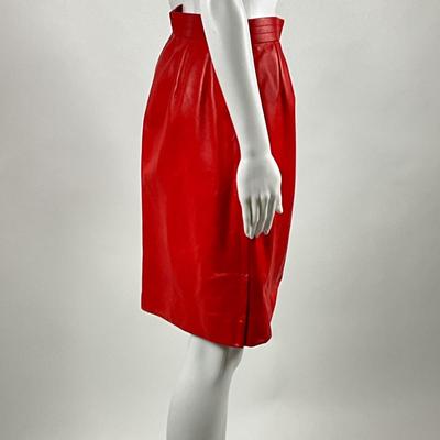 571 GIVENCHY Paris Red Leather Skirt