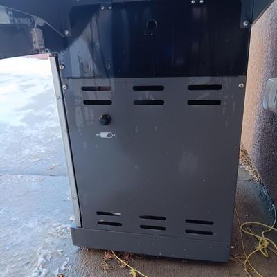 VERY NICE COMMERCIAL TRU INFRARED CHAR-BROIL PROPANE GRILL W/SIDE BURNER