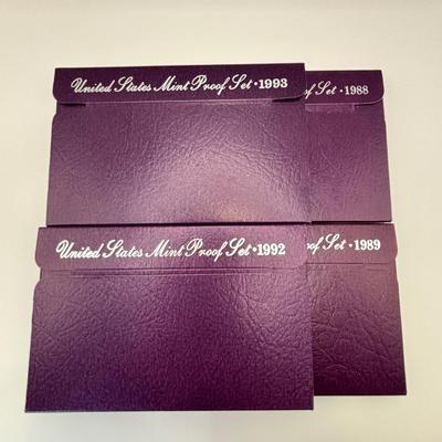 LOT 250: US Mint Proof Sets 1988 1989, 1993, 1992