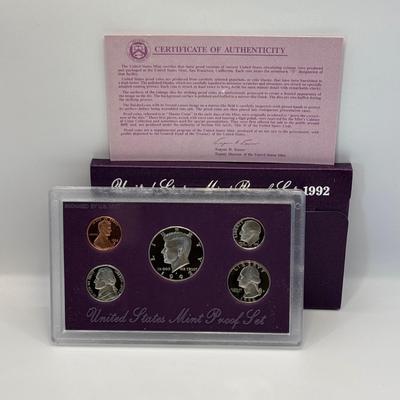 LOT 250: US Mint Proof Sets 1988 1989, 1993, 1992