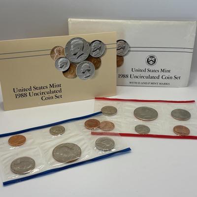 LOT 265: US MInt Uncirculated Coin Sets 1993, 1988, 1992, & 1989