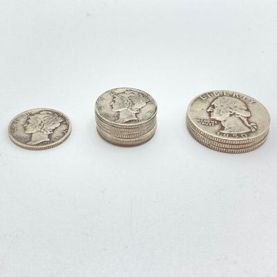 LOT 276j2: Eight Silver US Mercury Dime Coins and Three Silver US Washington Quarter Coins