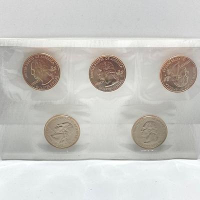 LOT 280j2: US Mint Silver Bicentennial 1776 - 1976 Eisenhower Dollar and Washington Quarter Coins, The Mini Sterling Silver Coin and...