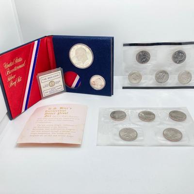 LOT 280j2: US Mint Silver Bicentennial 1776 - 1976 Eisenhower Dollar and Washington Quarter Coins, The Mini Sterling Silver Coin and...