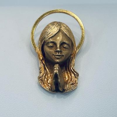 LOT 306: Virgin Mary/Madonna 18k Gold Pendant 11.7g