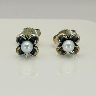 LOT 316: Sterling Silver 925 Heart Charm Bracelet 7" Long, James Avery Sterling Silver Pearl Flower Pierced Earrings and Sterling...