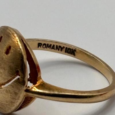 LOT 323 Romany 10 K Gold Smiley Face Ring Size 5 - 2.66 g