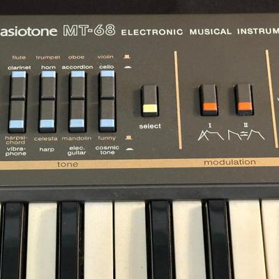 Casio Casiotone MT-68 Portable Electonic Keyboard Synthesizer
