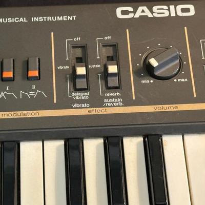 Casio Casiotone MT-68 Portable Electonic Keyboard Synthesizer