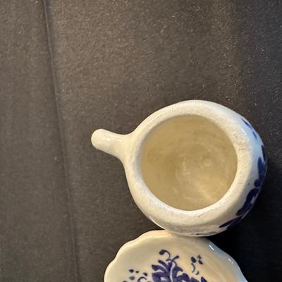 Lot of Blue Patterend Tea Sets