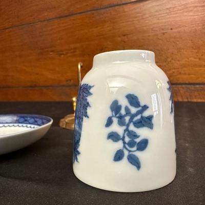 Lot of Blue Patterend Tea Sets