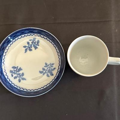 Lot of Blue Patterend Tea Sets