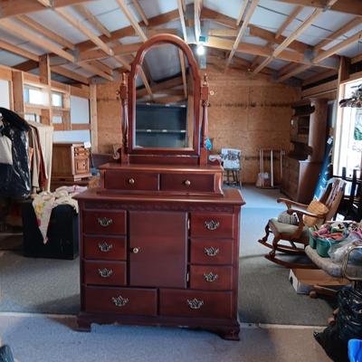 STANLEY FURNITURE 2 PIECE CHEST WITH ADJUSTABLE MIRROR