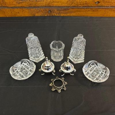 Lot of Vintage Miniature Home Decor Items including Salt & Pepper Shakers, Trinket Dishes and More!