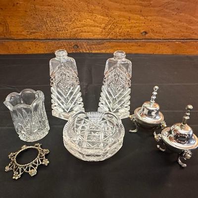 Lot of Vintage Miniature Home Decor Items including Salt & Pepper Shakers, Trinket Dishes and More!