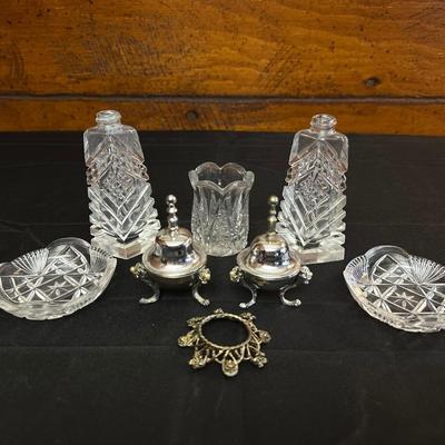 Lot of Vintage Miniature Home Decor Items including Salt & Pepper Shakers, Trinket Dishes and More!