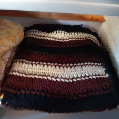 2 WOOL THROW BLANKETS, QUEEN SHEETS, BLANKET, FAUX FUR PIECES