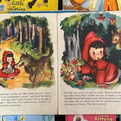 Lot of Vintage Children’s Paperback Books