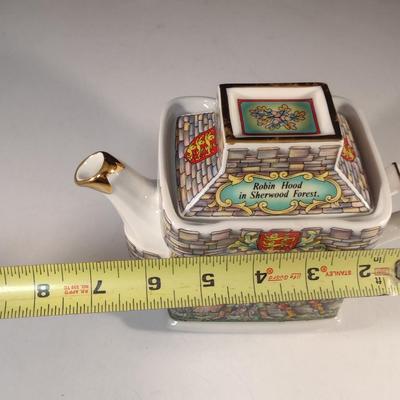 Sadler 'Robin Hood' English Porcelain Teapot
