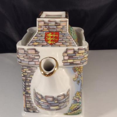 Sadler 'Robin Hood' English Porcelain Teapot