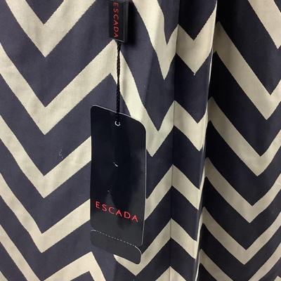 574 New ESCADA Black and Tan Zig-Zag Skirt