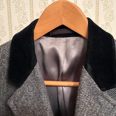 Two Women’s Vintage Coats Petite Wool