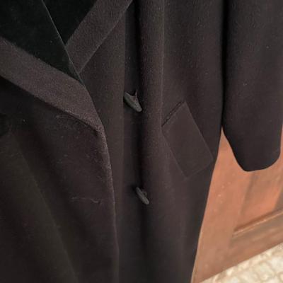 Two Women’s Vintage Coats Petite Wool