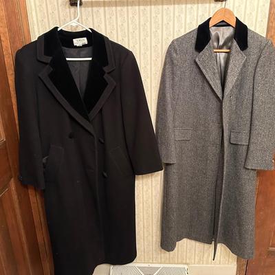 Two Women’s Vintage Coats Petite Wool