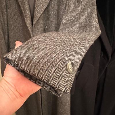 Two Women’s Vintage Coats Petite Wool