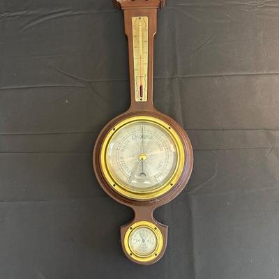 Lot of Vintage Voyager Decor including a Weather Station Barometer!